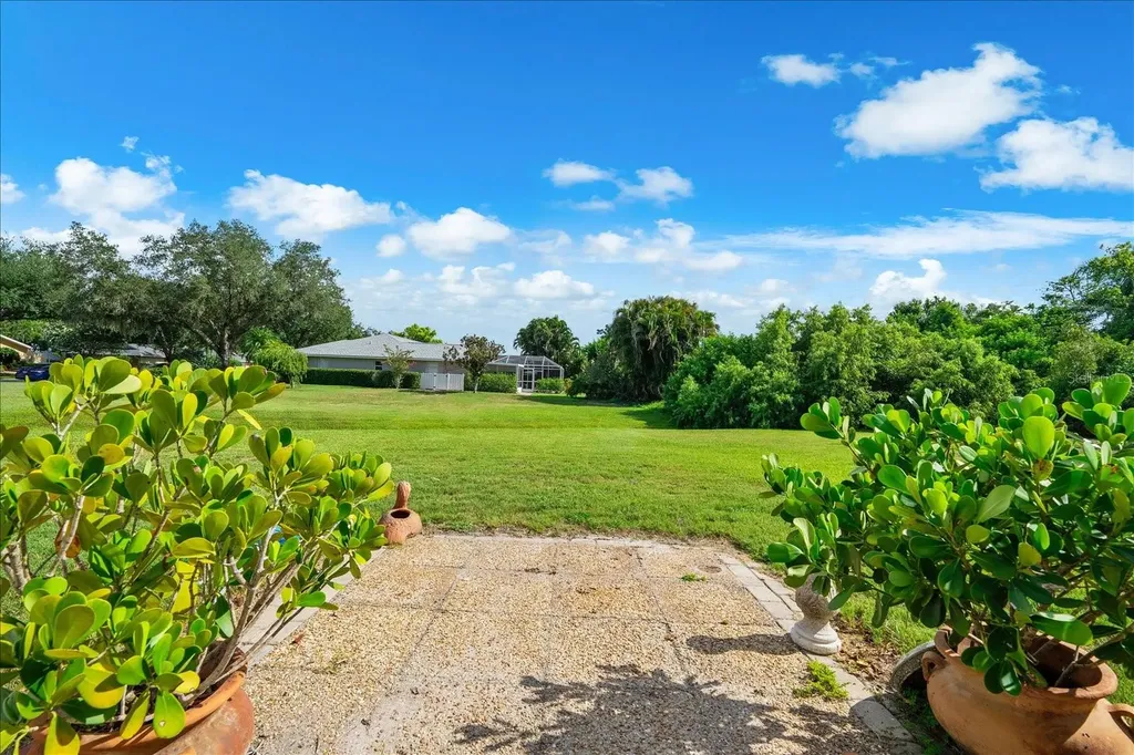 4010 Country View Drive Sarasota FL 34233