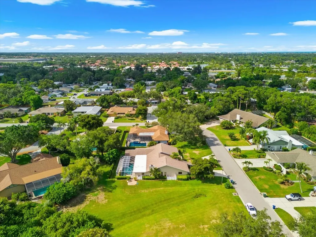 4010 Country View Drive Sarasota FL 34233