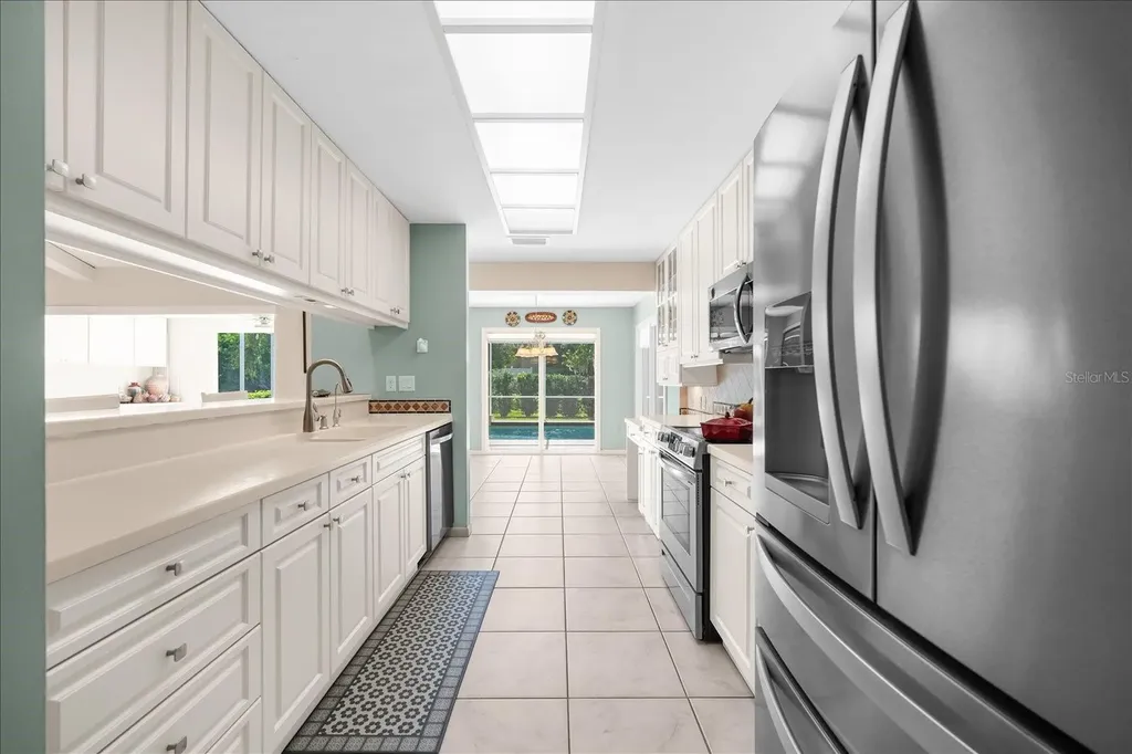 4010 Country View Drive Sarasota FL 34233