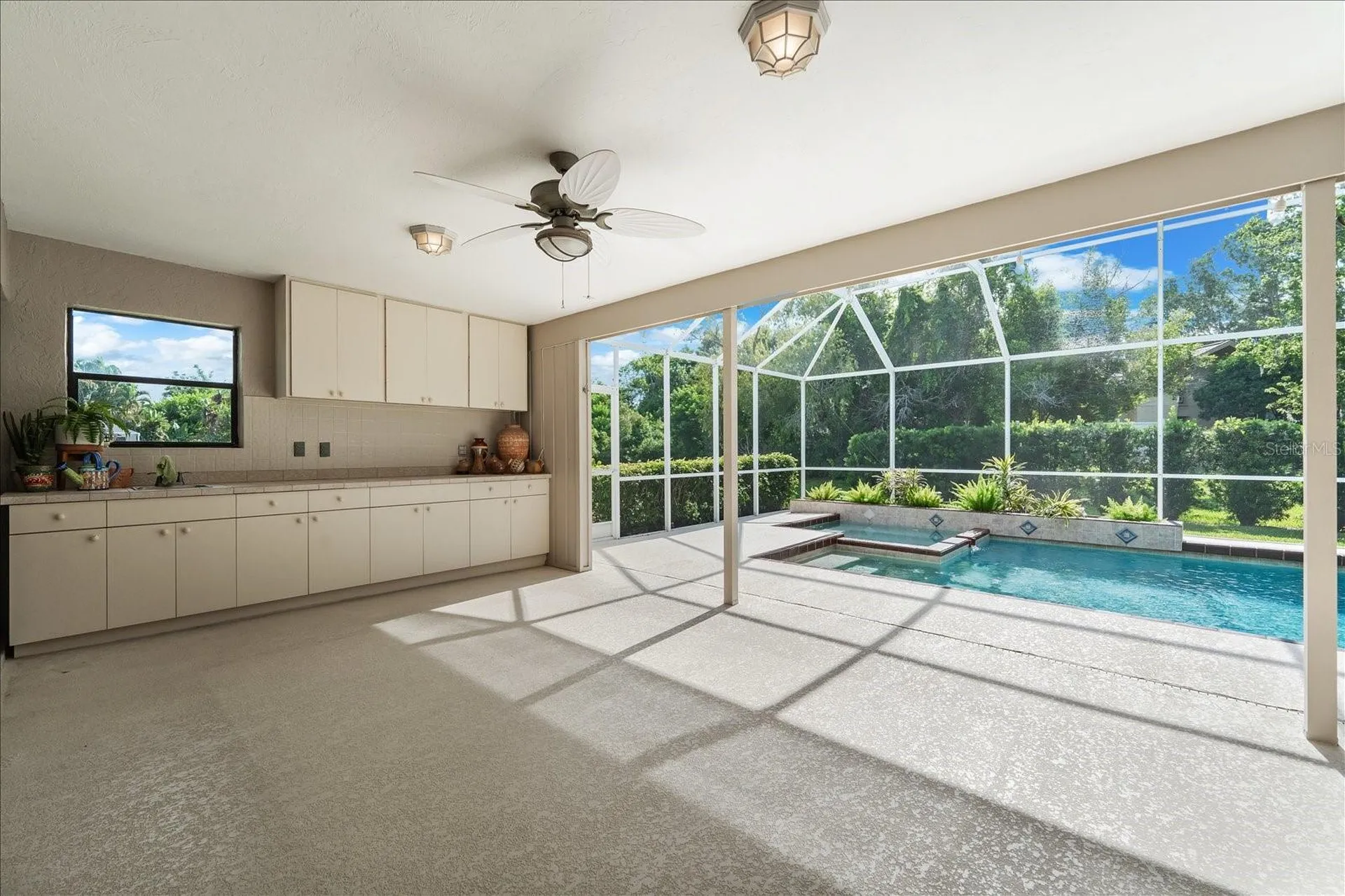4010 Country View Drive Sarasota FL 34233