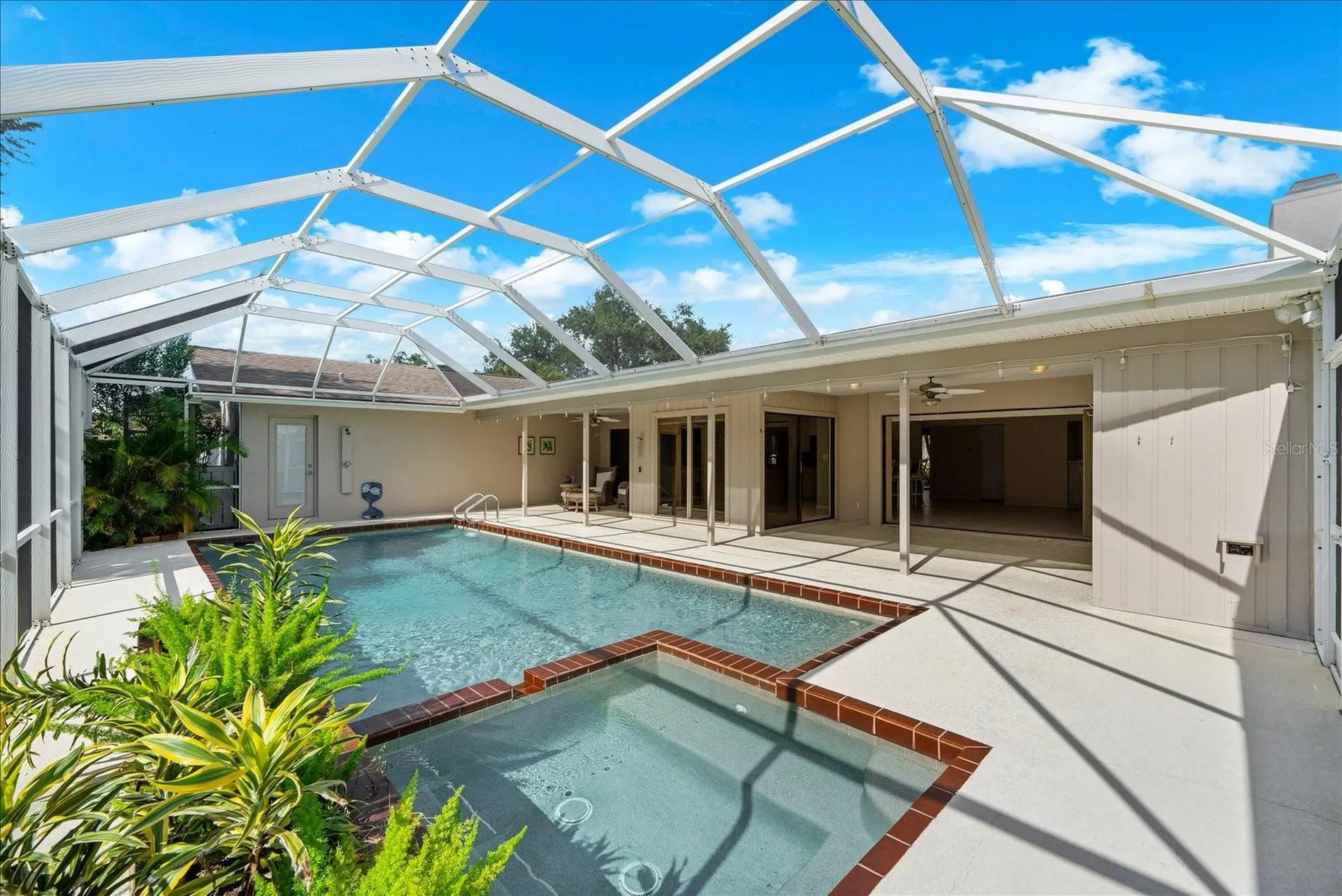 4010 Country View Drive Sarasota FL 34233