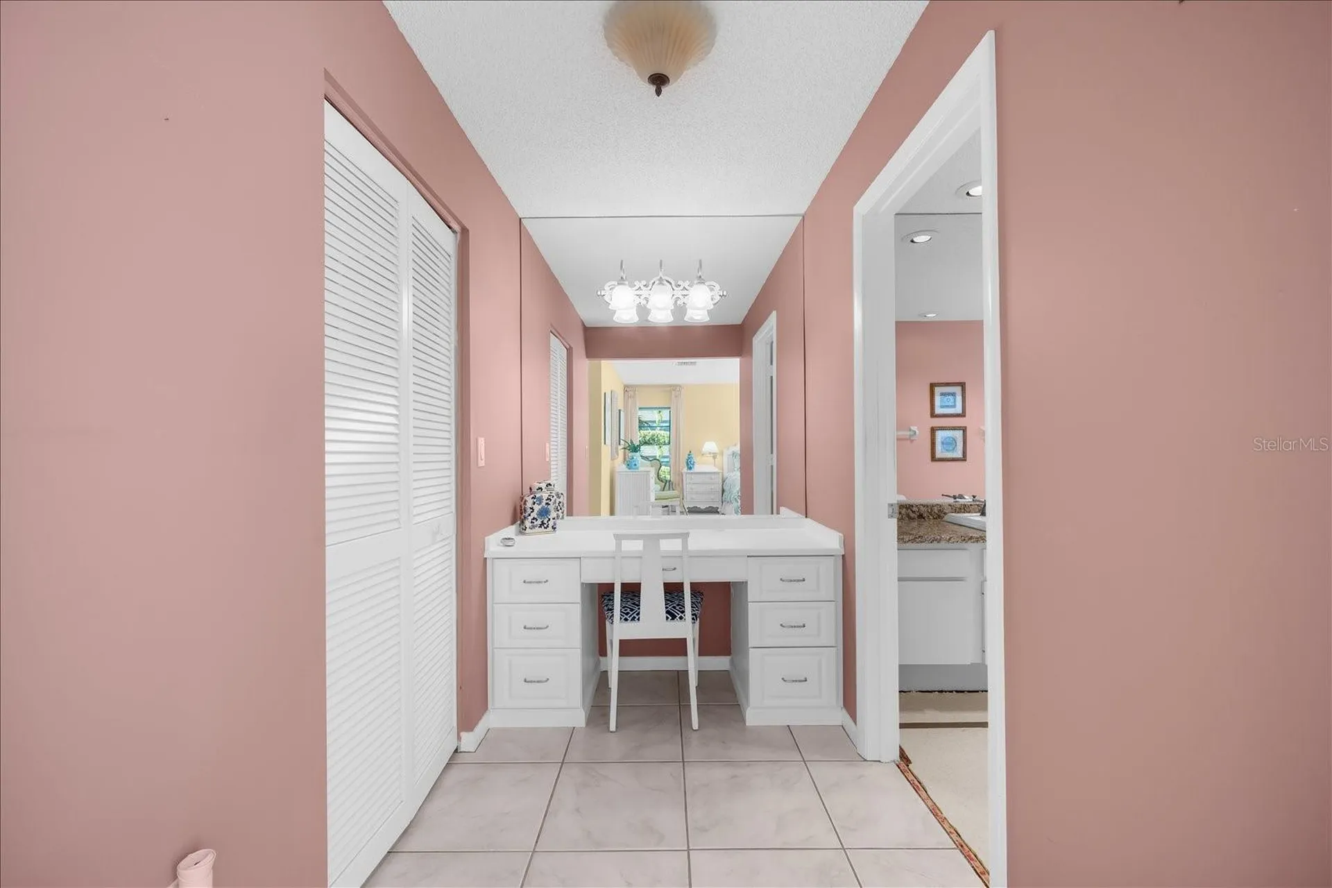 4010 Country View Drive Sarasota FL 34233
