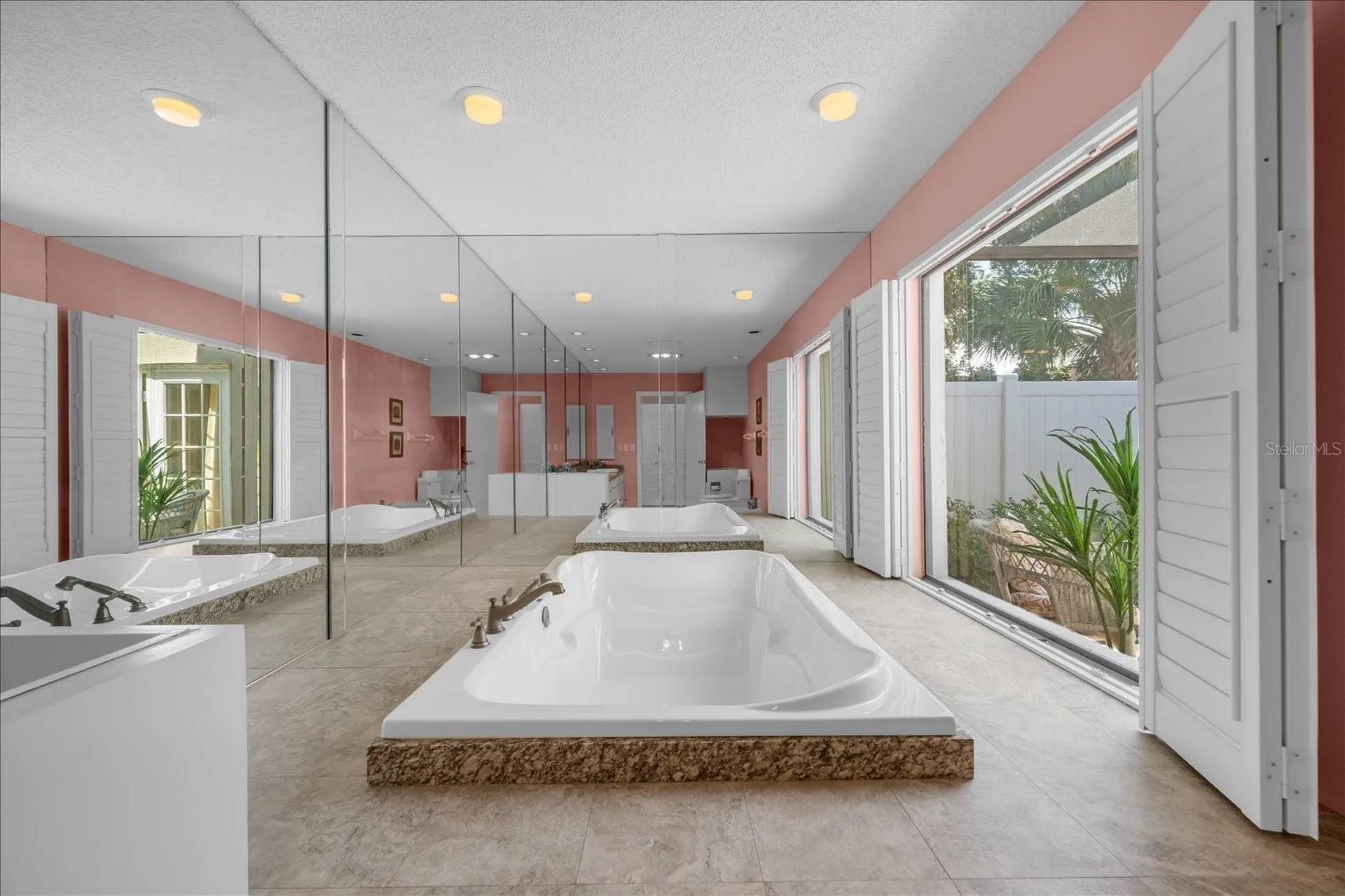 4010 Country View Drive Sarasota FL 34233