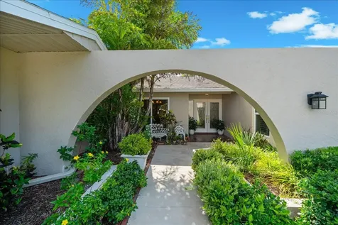 4010 Country View Drive Sarasota FL 34233