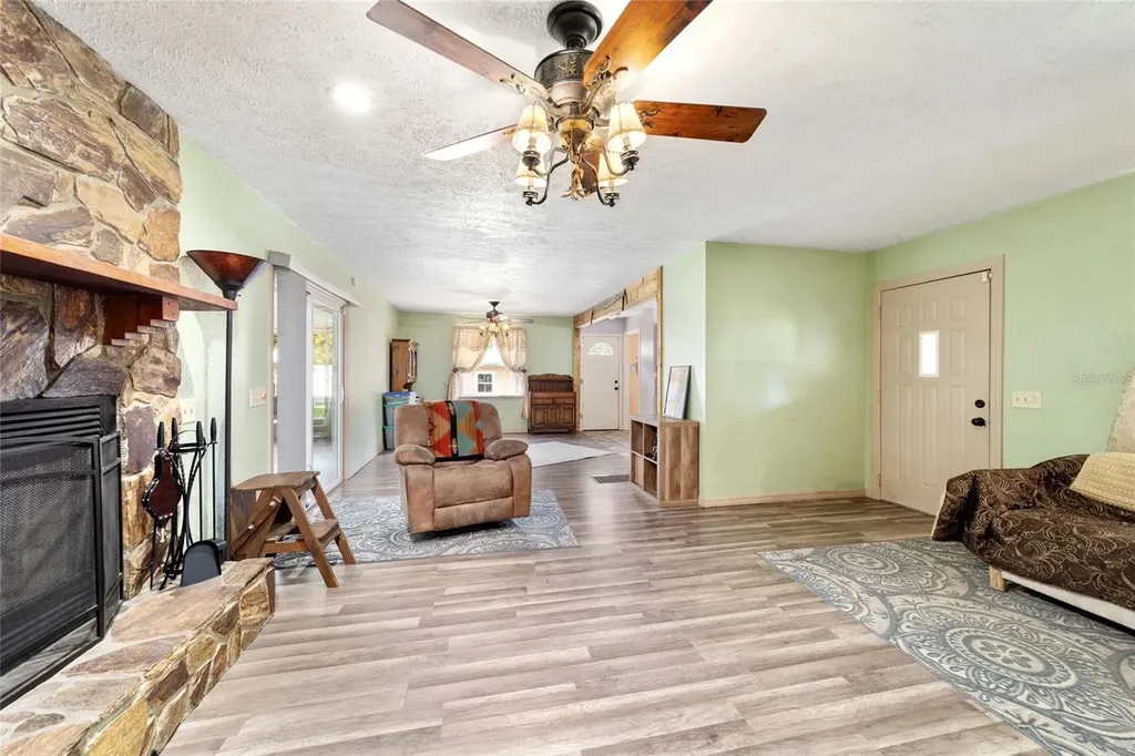 15755 SW 90th Avenue Dunnellon FL 34432