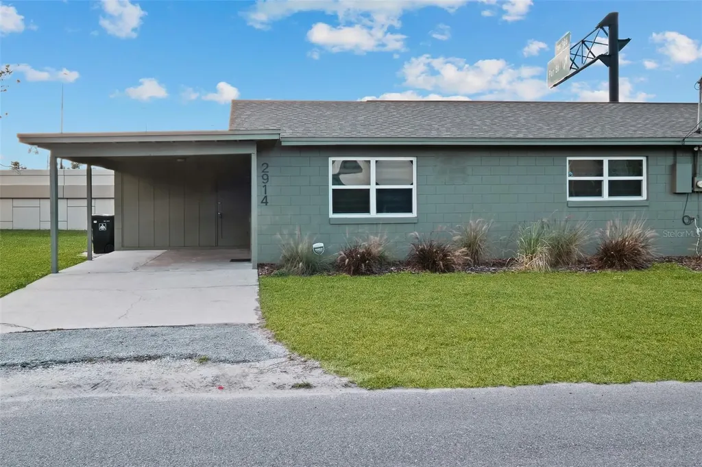 2910 Dade Avenue Orlando FL 32804