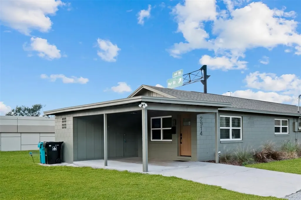 2910 Dade Avenue Orlando FL 32804