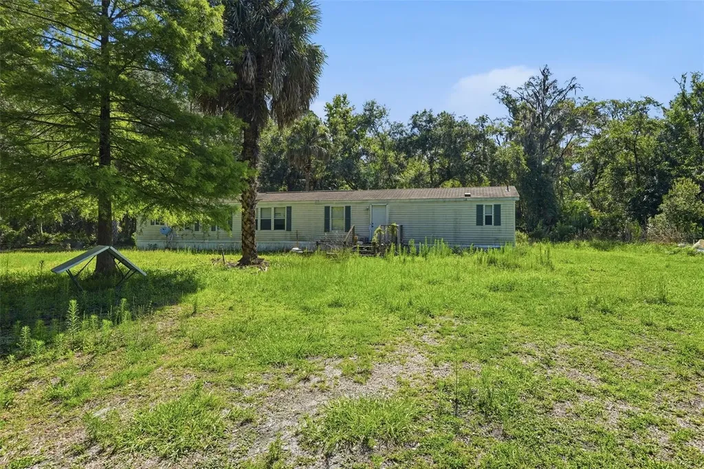 6590 E Highway 316 Citra FL 32113