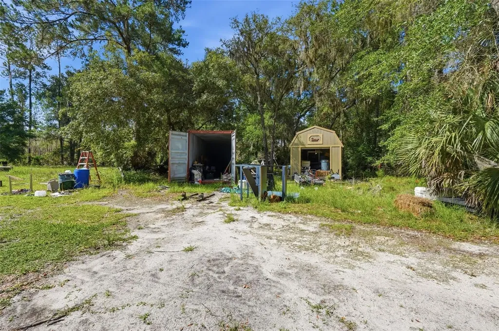 6590 E Highway 316 Citra FL 32113