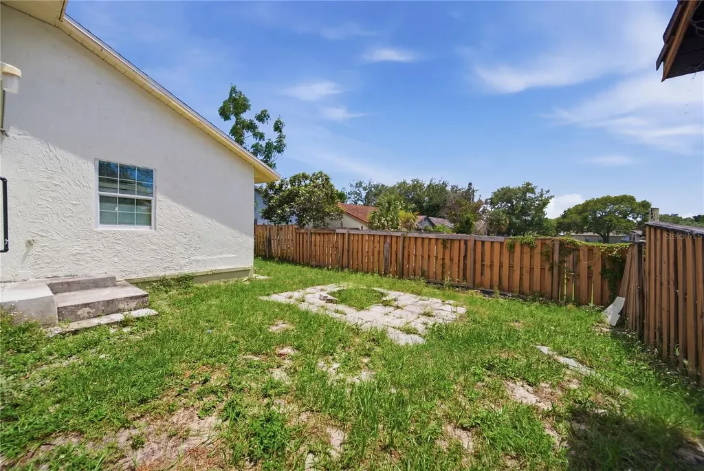 2248 Greenview Circle Orlando FL 32808