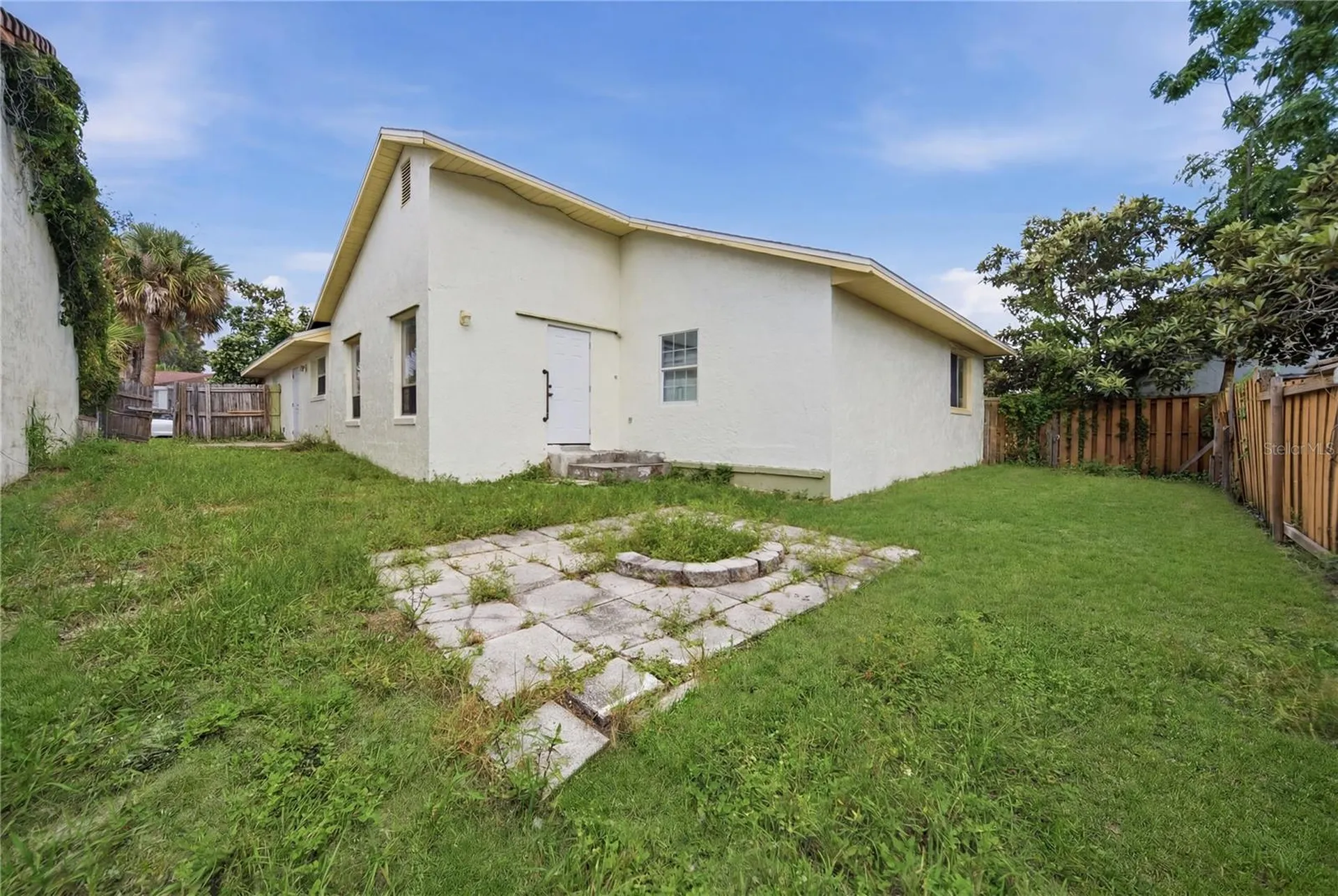 2248 Greenview Circle Orlando FL 32808