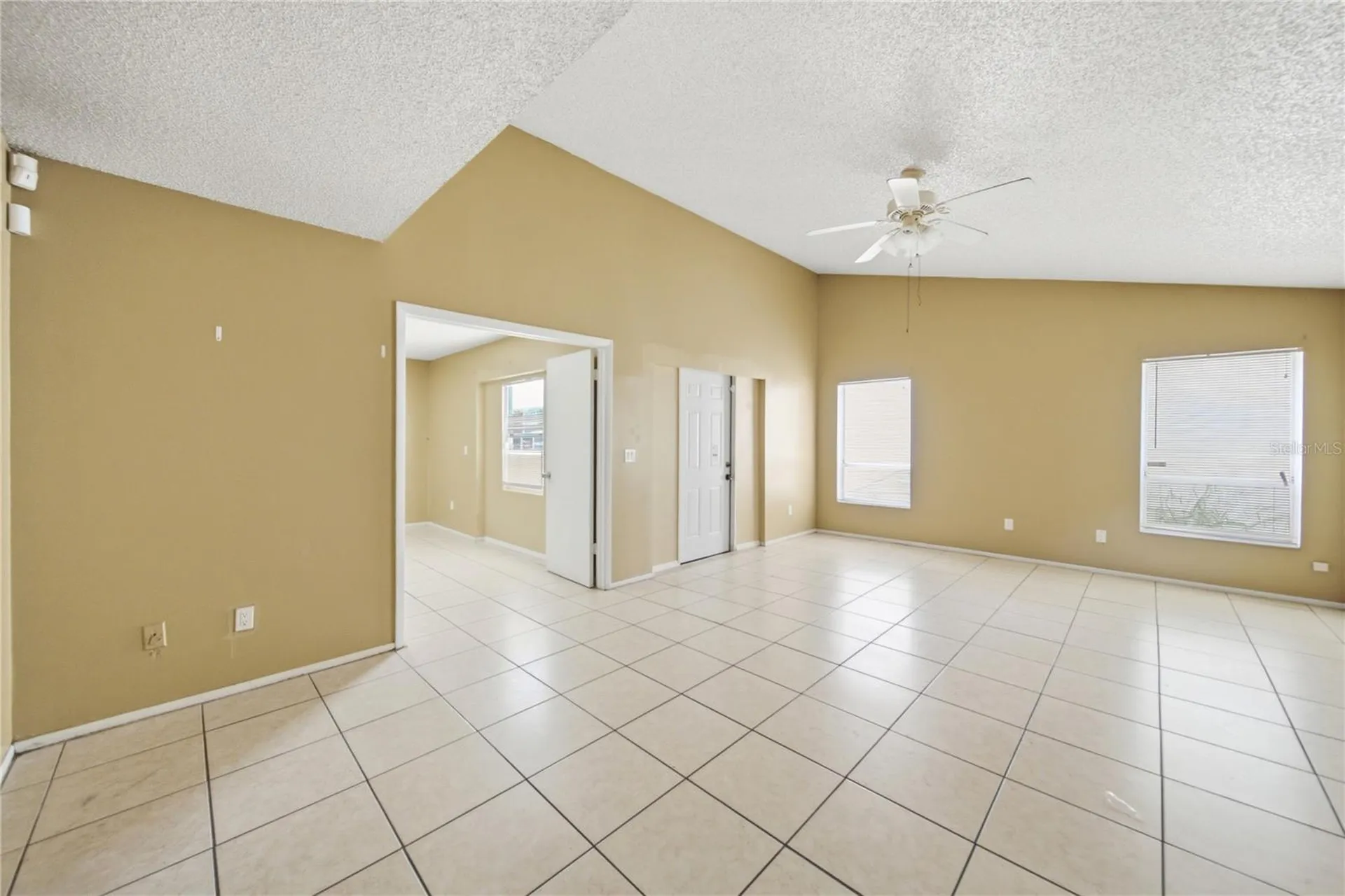 2248 Greenview Circle Orlando FL 32808