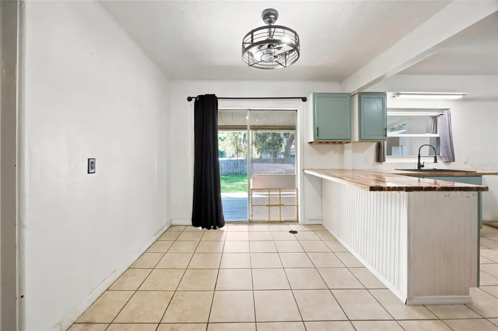 5762 S Agnew Road Belleview FL 34420