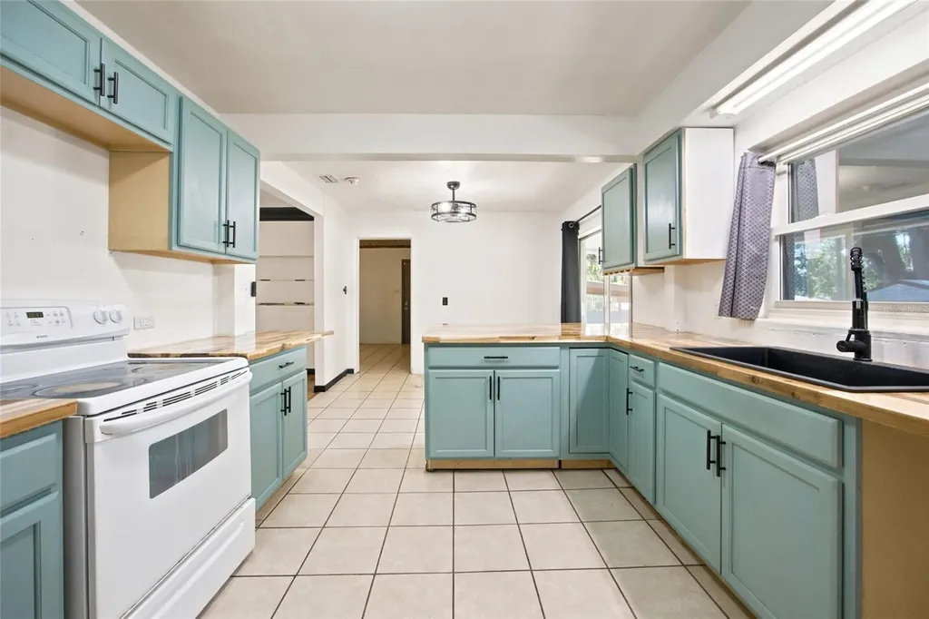 5762 S Agnew Road Belleview FL 34420