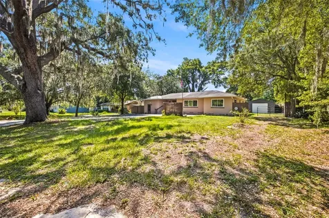 5762 S Agnew Road Belleview FL 34420