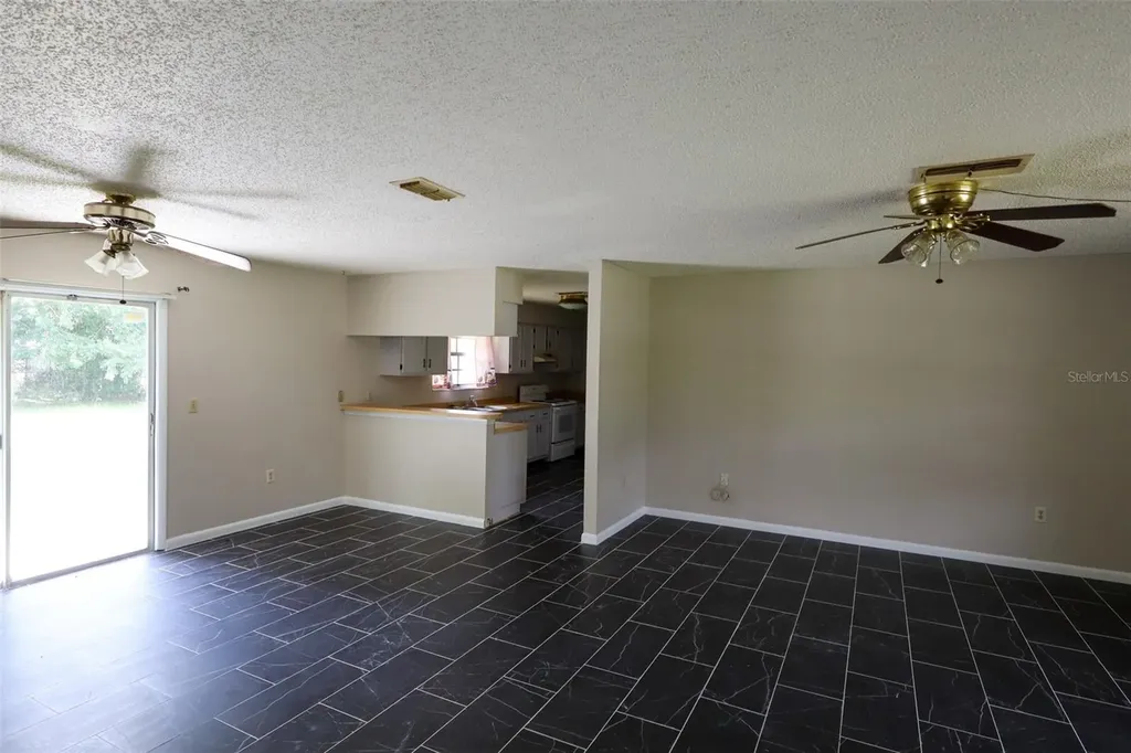 66 Silver Lane Ocala FL 34472