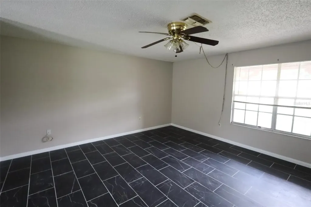 66 Silver Lane Ocala FL 34472