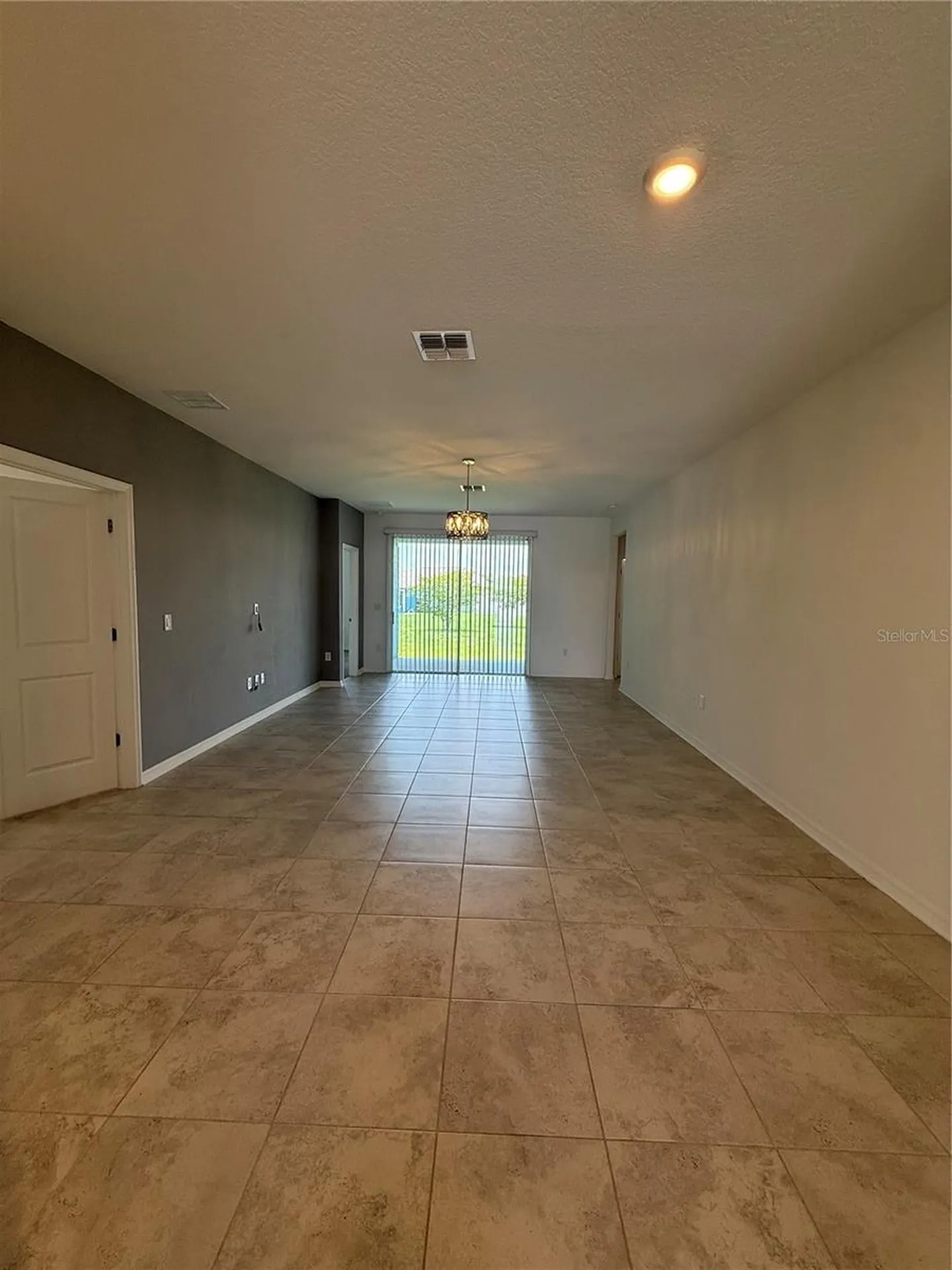 2002 Myrtle Pine Street Kissimmee FL 34746