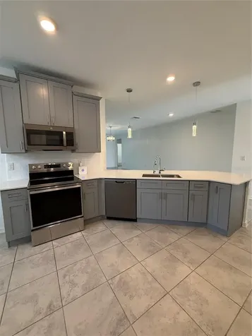 2002 Myrtle Pine Street Kissimmee FL 34746