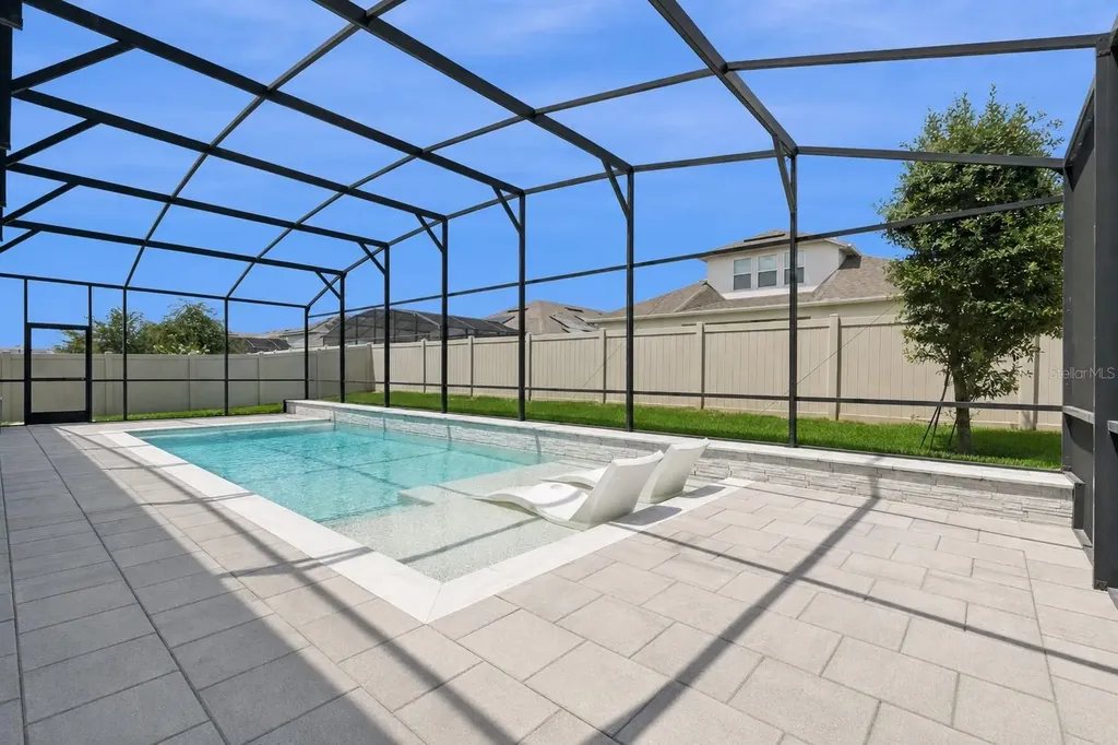 15037 Lake Bessie Loop Winter Garden FL 34787
