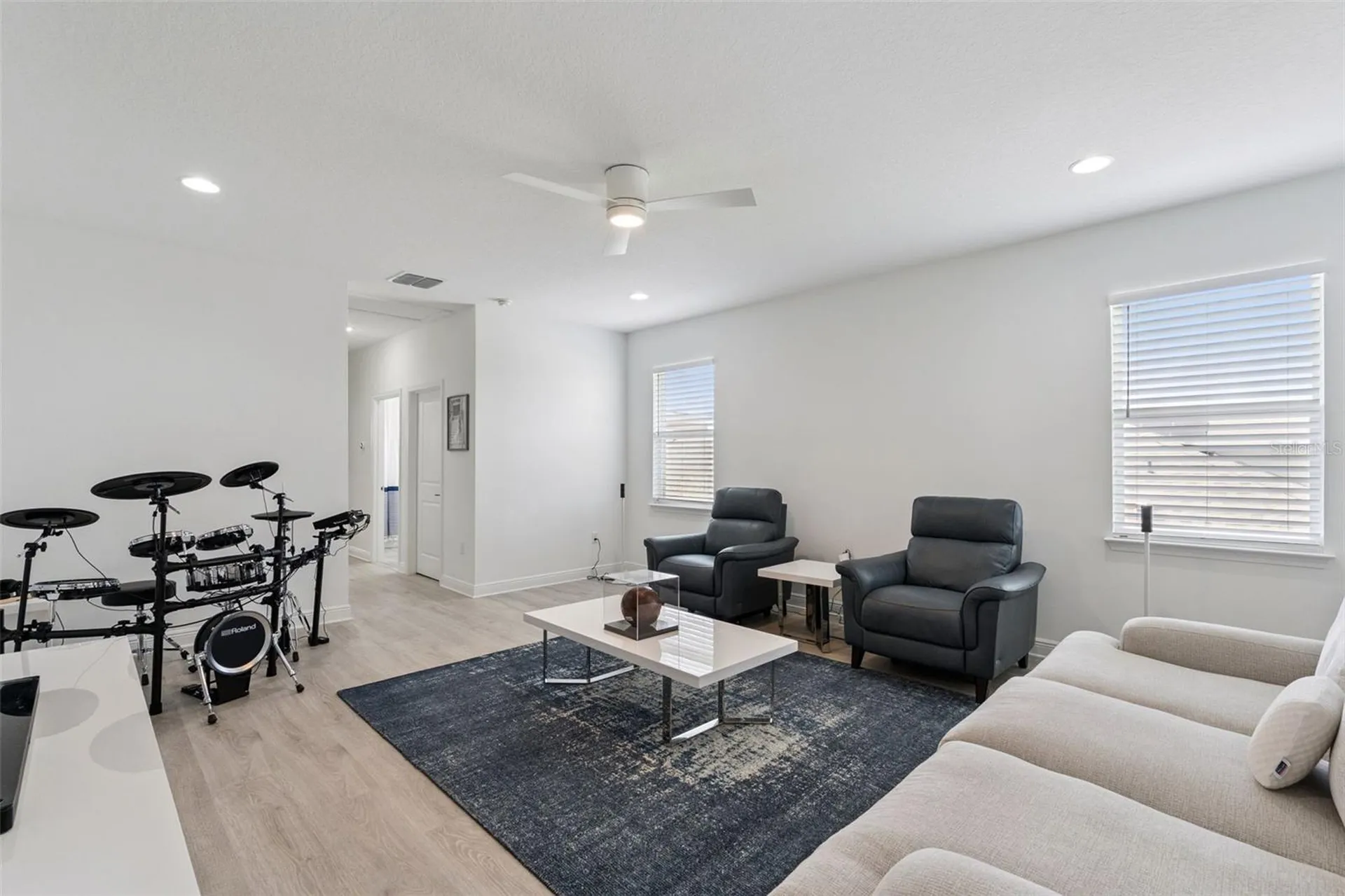 15037 Lake Bessie Loop Winter Garden FL 34787