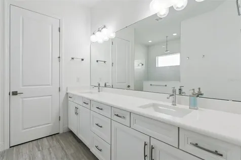 15037 Lake Bessie Loop Winter Garden FL 34787