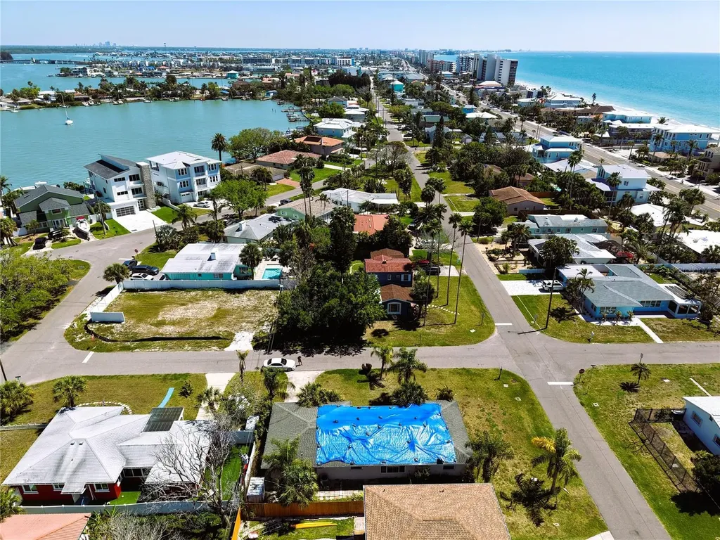 102 158th Avenue Redington Beach FL 33708