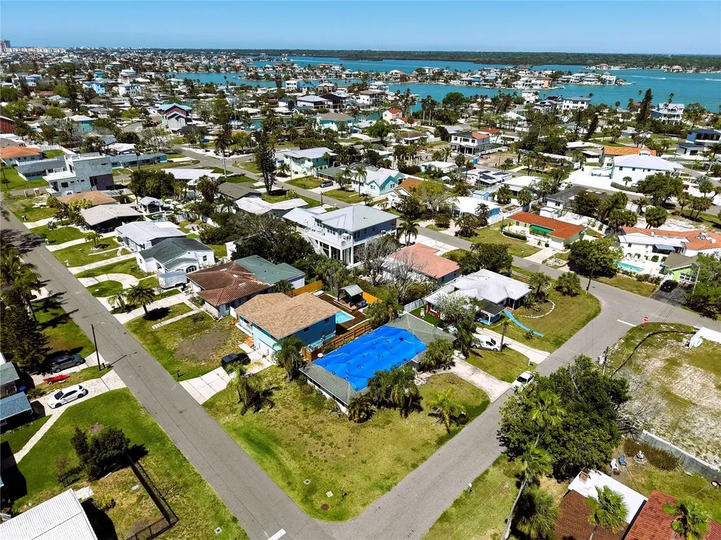 102 158th Avenue Redington Beach FL 33708