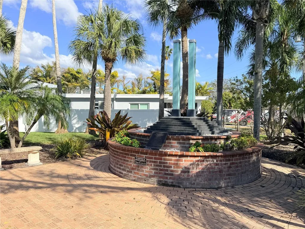 102 158th Avenue Redington Beach FL 33708