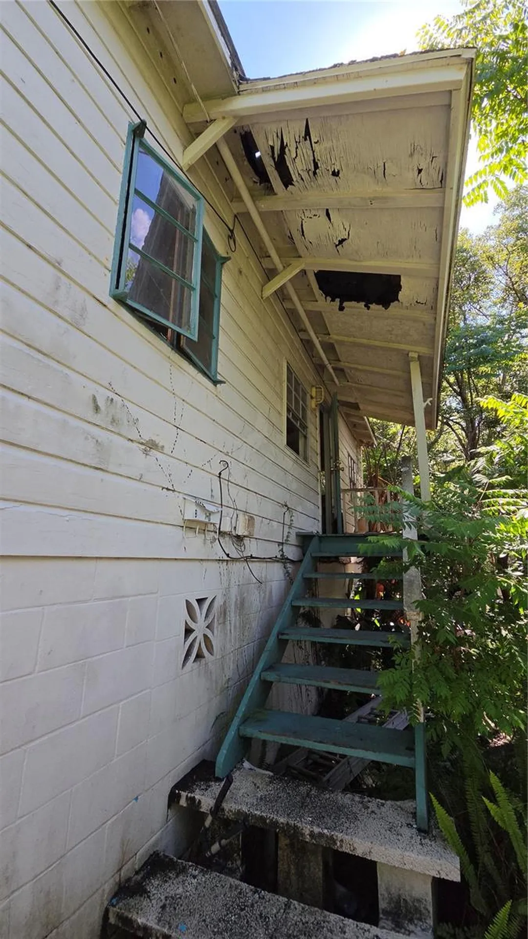 236 N Amelia Avenue Deland FL 32724