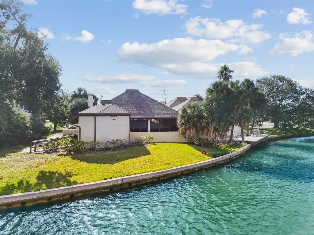 425 Island Way Clearwater FL 33767