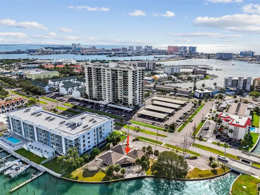 425 Island Way Clearwater FL 33767