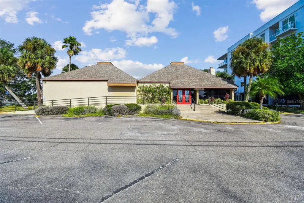 425 Island Way Clearwater FL 33767