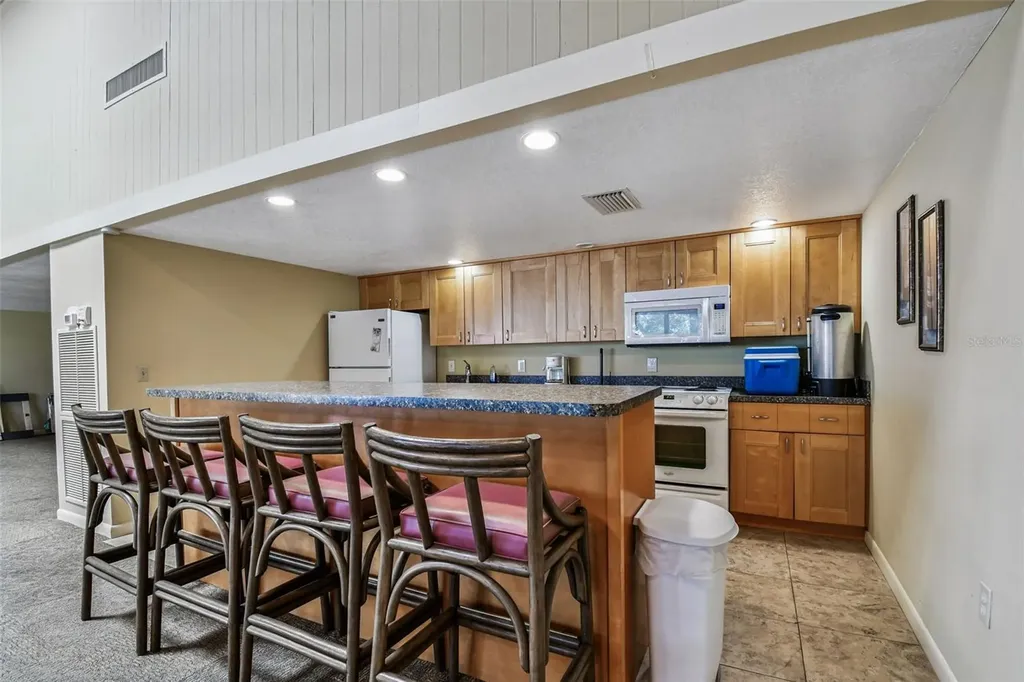 425 Island Way Clearwater FL 33767
