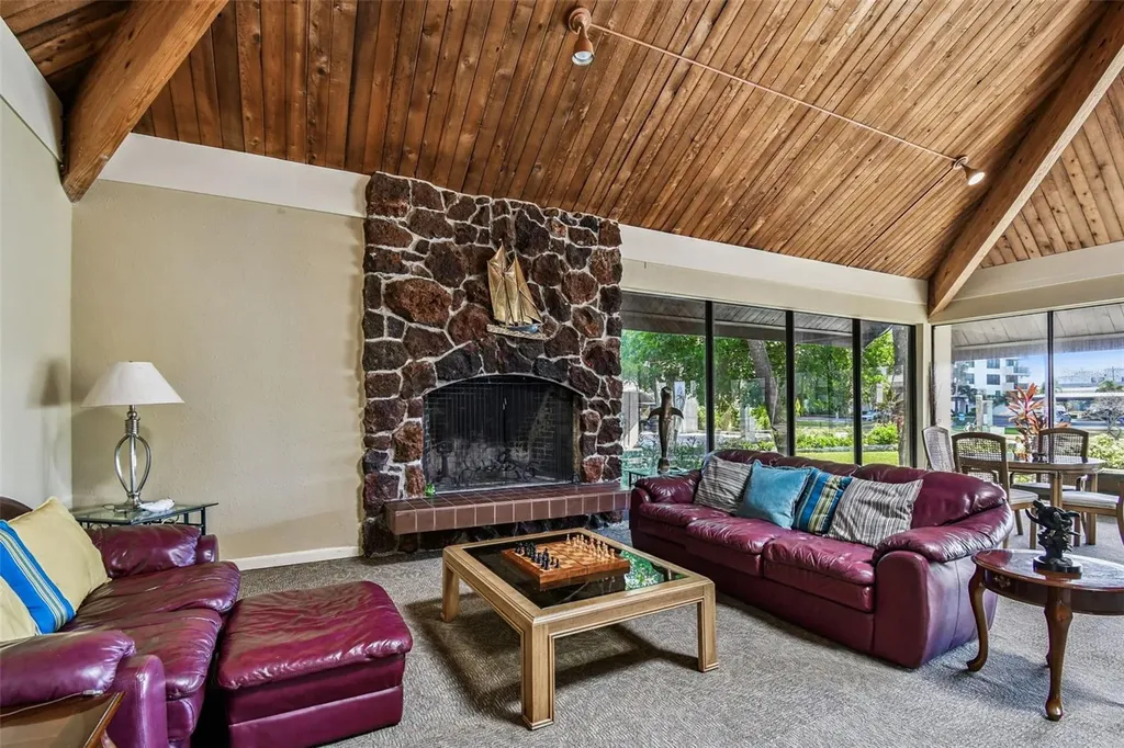 425 Island Way Clearwater FL 33767