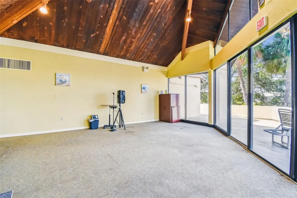 425 Island Way Clearwater FL 33767