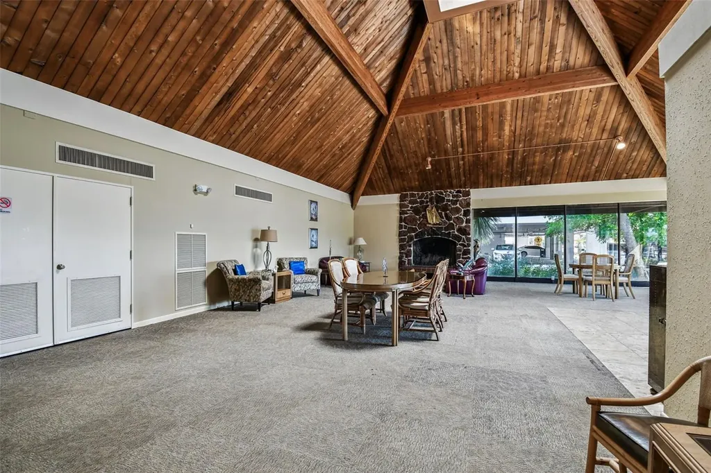 425 Island Way Clearwater FL 33767