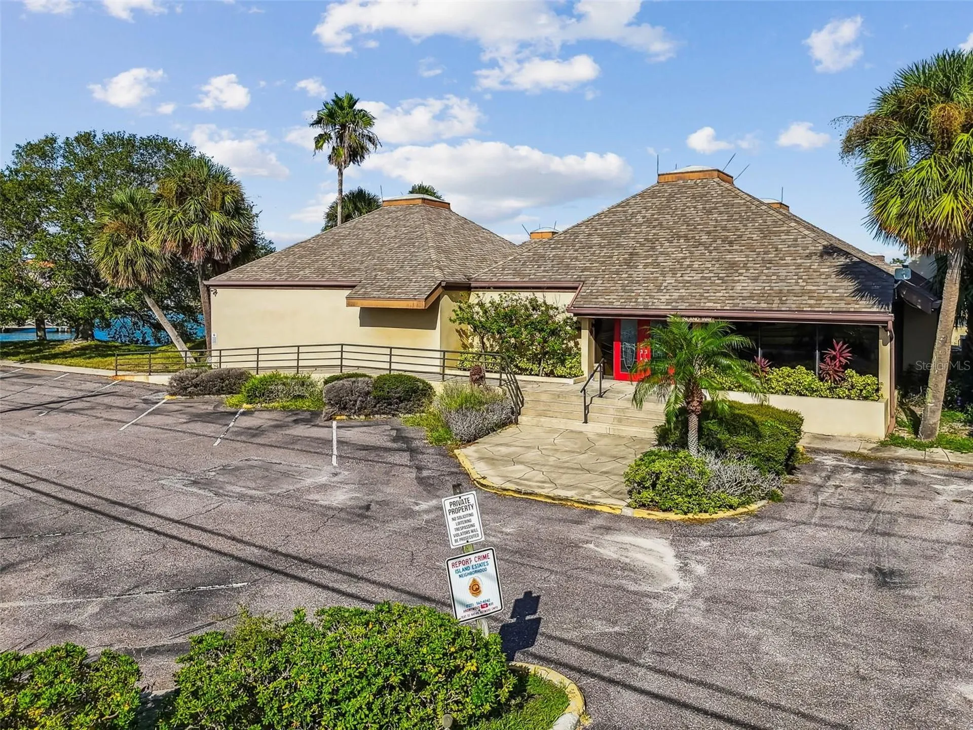 425 Island Way Clearwater FL 33767