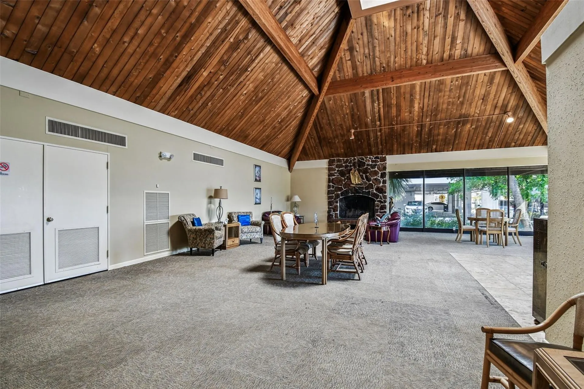 425 Island Way Clearwater FL 33767