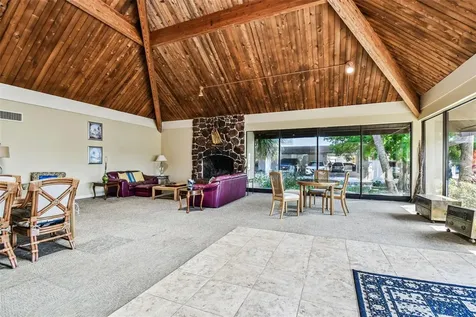 425 Island Way Clearwater FL 33767