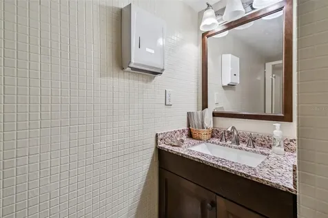 425 Island Way Clearwater FL 33767