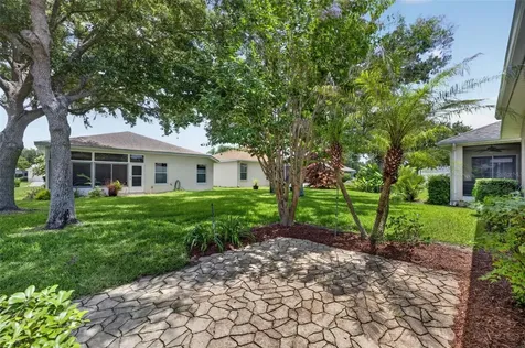 27134 Nostalgia Drive Leesburg FL 34748