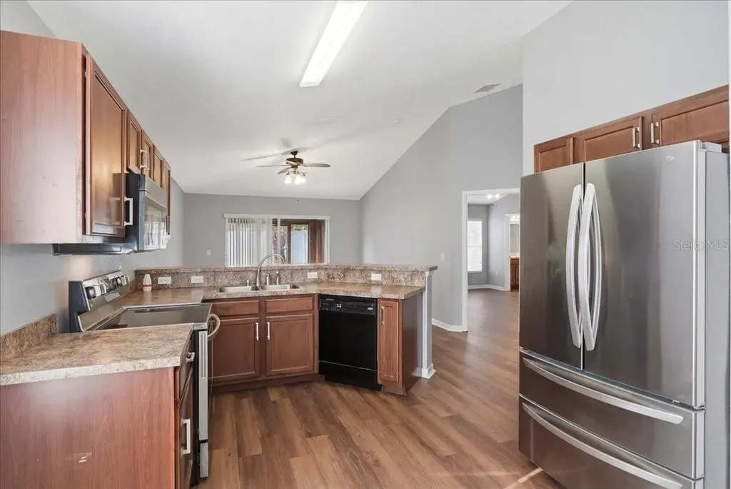 1966 White Hawk Way Winter Haven FL 33881