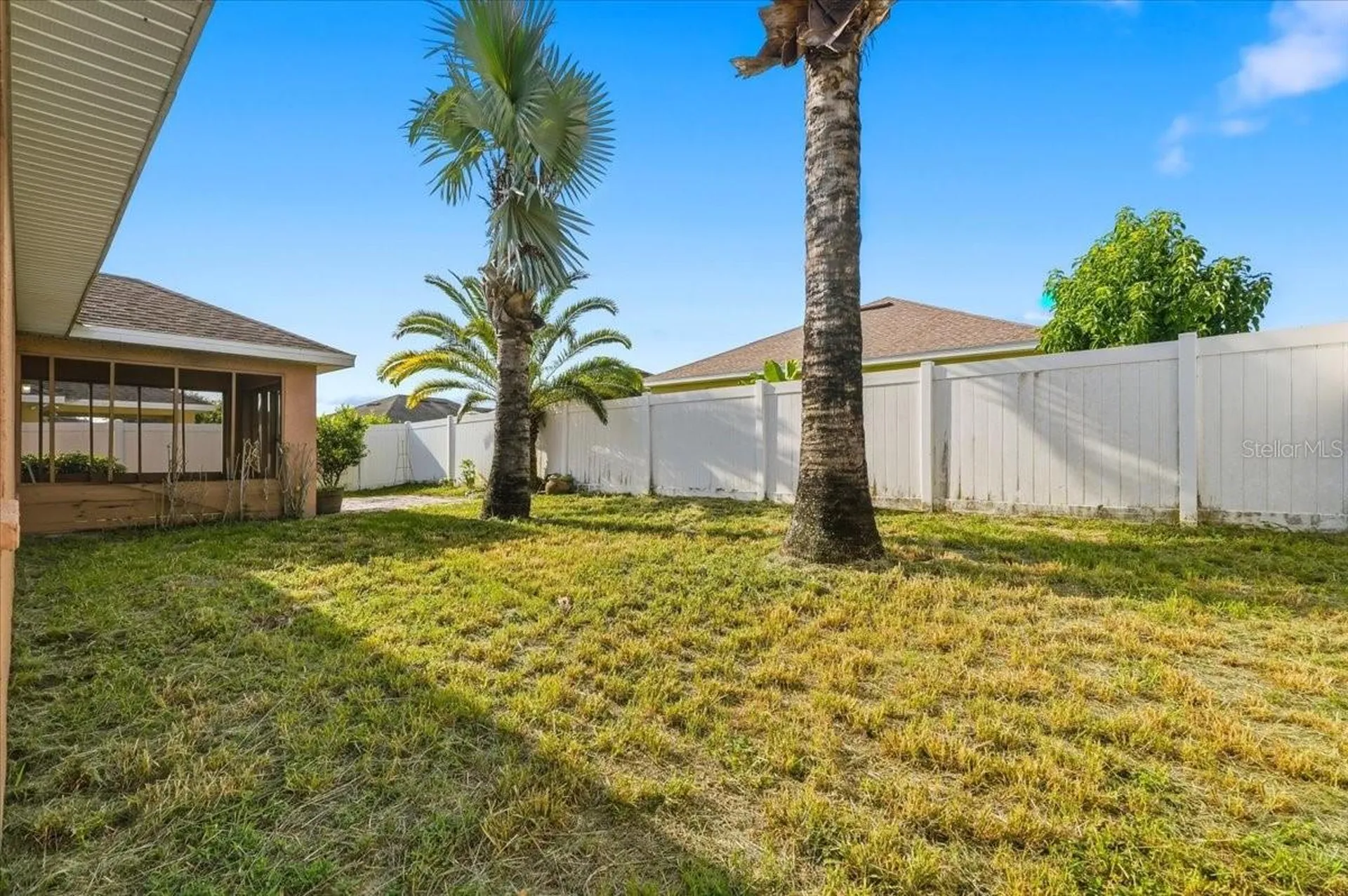 1966 White Hawk Way Winter Haven FL 33881