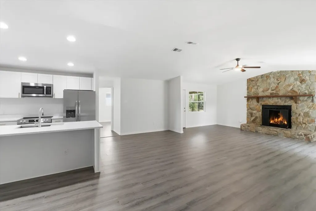 6049 W Green Acres Street Homosassa FL 34446
