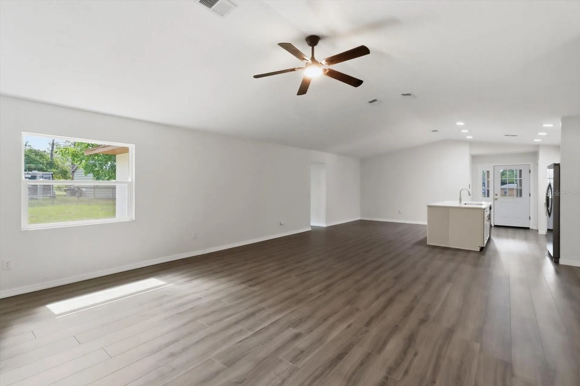 6049 W Green Acres Street Homosassa FL 34446