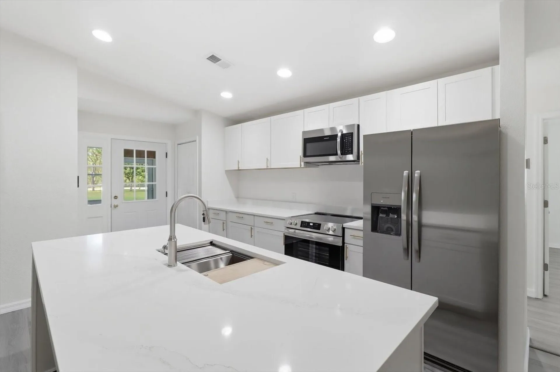 6049 W Green Acres Street Homosassa FL 34446