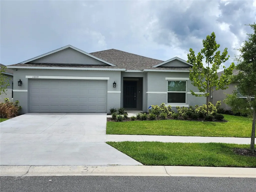 1009 Calico Pointe Circle Groveland FL 34736
