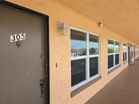 6400 46th Avenue N Kenneth City FL 33709