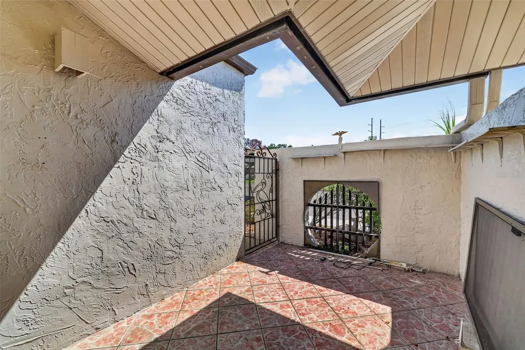 1211 11th Circle SE Largo FL 33771